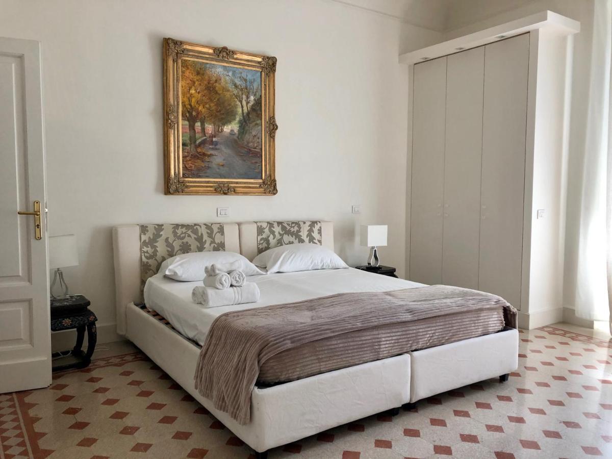 Bea Suites Luxury Rooms Rom Exteriör bild