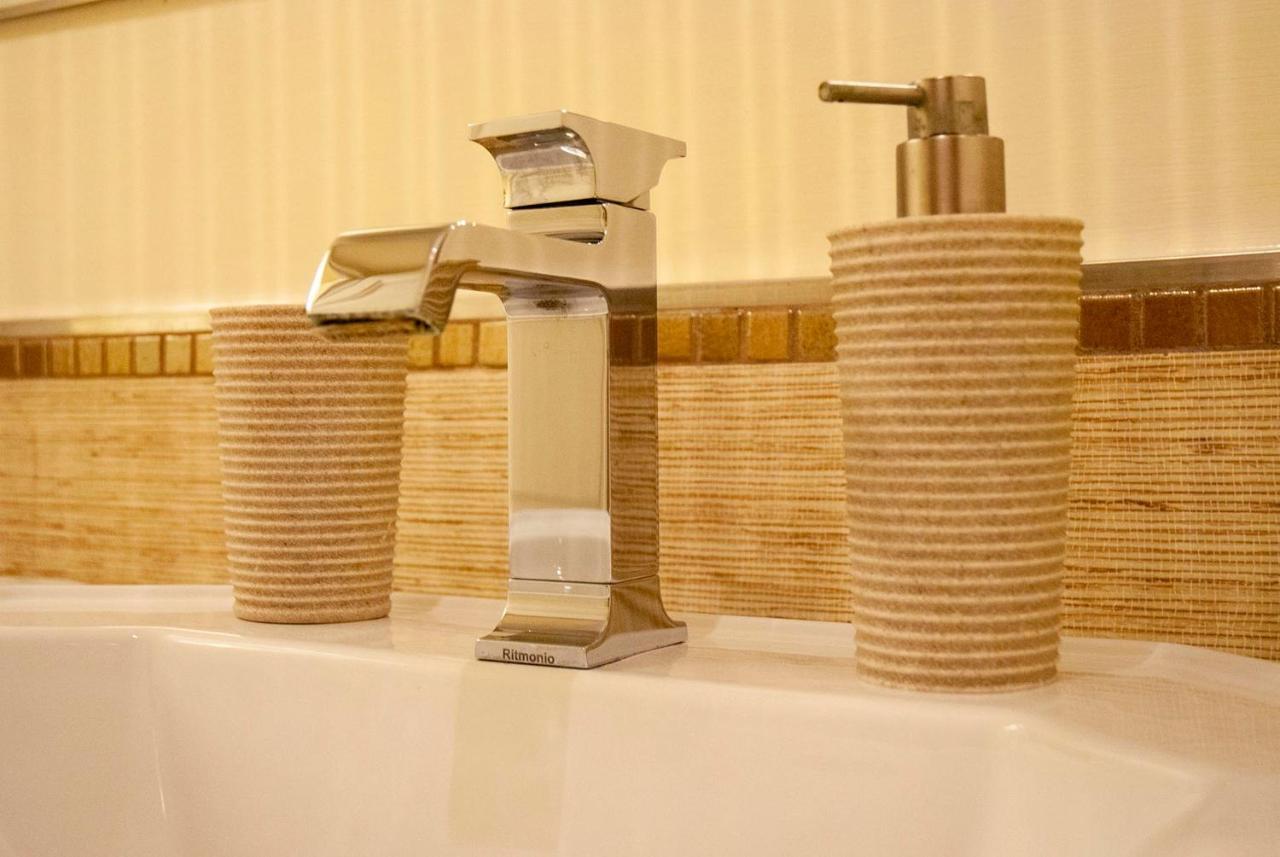 Bea Suites Luxury Rooms Rom Exteriör bild
