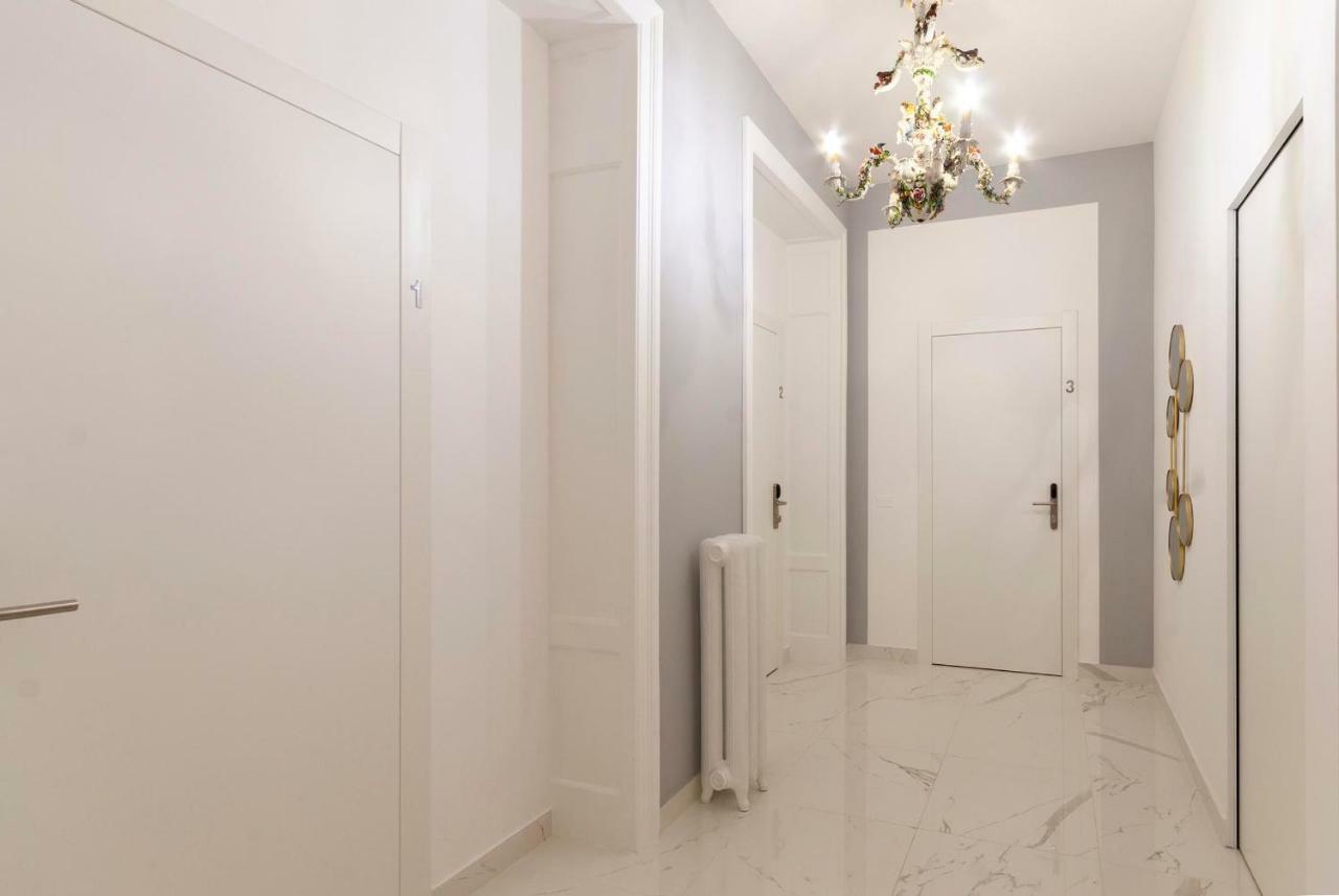 Bea Suites Luxury Rooms Rom Exteriör bild